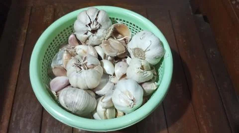 Several cloves of garlic Stock-Fotos