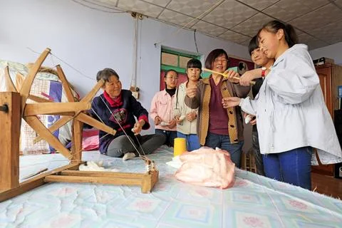 Several junior high school students during a visit to the indigenous weavin.. Stock Photos