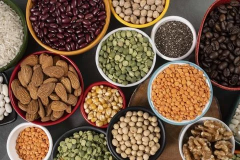 Several pots with raw grains for preparing healthy food Stock-Fotos