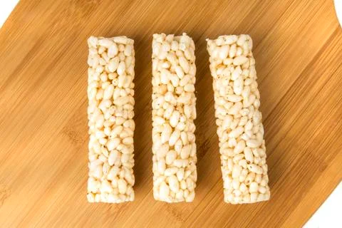 Several puffed plain round rolled rice snacks Foto stock