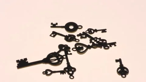 Several types of old keys are poured in. Stock Footage 136469793