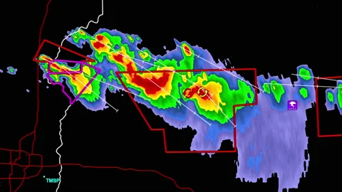 Severe storms with tornado warning and lightning on severe weather radar screen Vídeo Stock 158029536