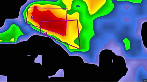 Severe storms with tornado warning and lightning on severe weather radar screen Vídeo Stock 158661720