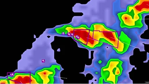 Severe Thunderstorms with tornado warning on severe weather radar screen Vídeo Stock 158589657