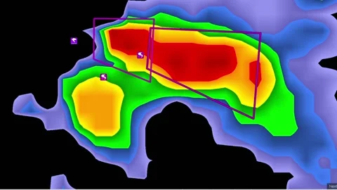 Severe Thunderstorms with tornado warning on weather radar screen Vídeo Stock 158589594