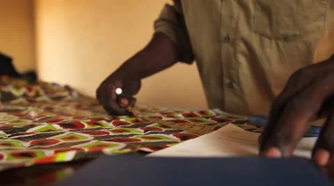 Sewing checking measurements Vídeos de archivo 50585121