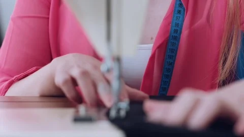 Sewing Machine Black Fabric 02 動画素材 75175315