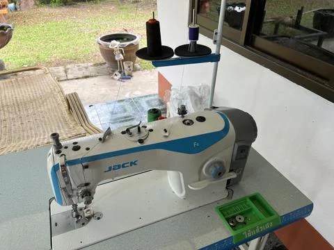Sewing machine making, 16 June 2022 , Buriram province.	 写真素材