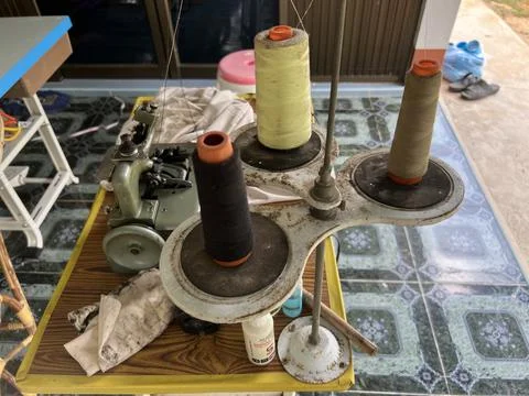 Sewing machine making, 16 June 2022 , Buriram province.	 Foto stock