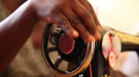 Sewing machine side tight 2 Vídeos de archivo 50585136