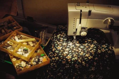 Sewing Machine on Table 스톡 사진