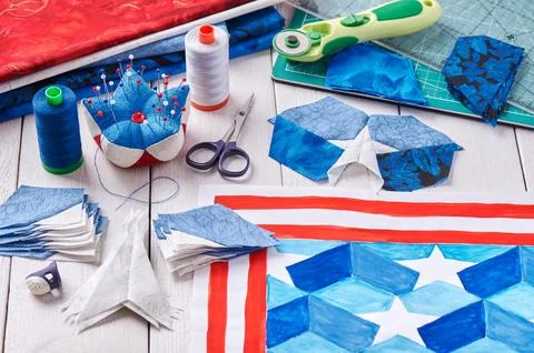 Sewing of quilt with stylized elements of American flag Foto stock