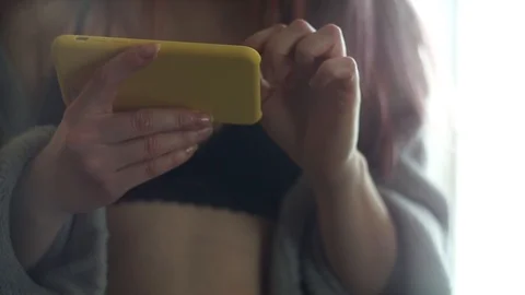 Sexual chatting Video stock 103935381