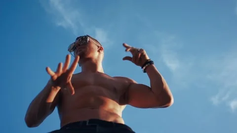 Sexy man in sky Stockbeeldmateriaal 95034420