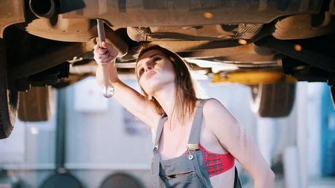 Talabalar bilan guruh jinsiy aloqa