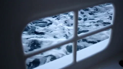 Seychelles, side on a ship the ocean water rushes past. Stock-Footage 171055913