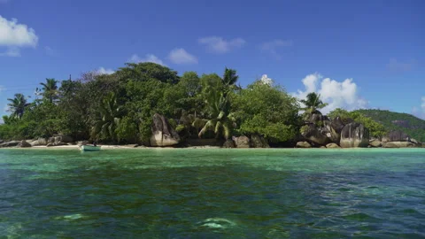 Seyschelles tropical island Stock Footage 246810150