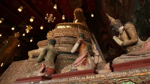 SFF Phra Phuttha Prasit Bowon Tham Wat Phaichayon Samut Prakan 11132017 010 Video stock 328824417
