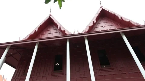 SFF Phra Tamnak Daeng Wat Khemaphirataram Bangkok 11132017 010 MVI 1223 Video stock 327530162