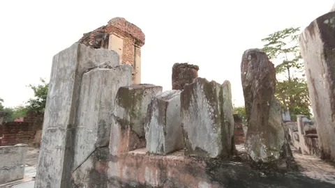 SFF Standing Buddha Wat Chetuphon Sukhothai 12082017 010 MVI 2937 Vidéo 334950983