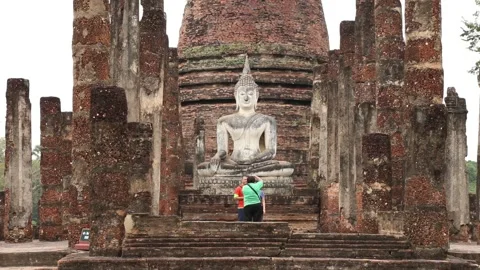 SFF Wat Sa Si temple ruins Sukhothai Historical Park 12082017 010 MVI 2460 Video stock 335475983