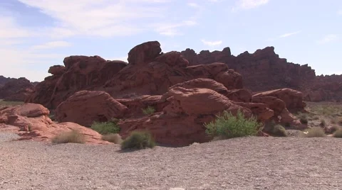 Shade in the desert Video stock 50700267