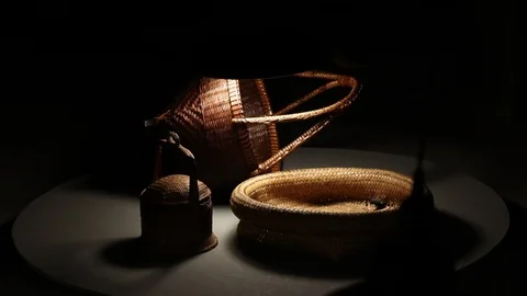 Shadow and lighting on bamboo basket equipment. 스톡 동영상 99718117