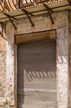 Shadows on a Closed Door Foto stock