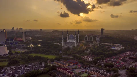 Shah Alam mosque during sunset Stock Footage 159299636