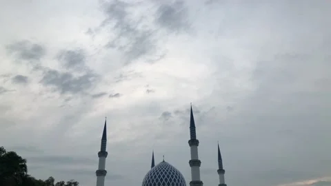 Shah Alam mosque 스톡 동영상 132272592