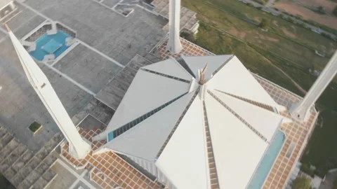 Shah Faisal Mosque is one of the largest Mosques in the World Video stock 116393568