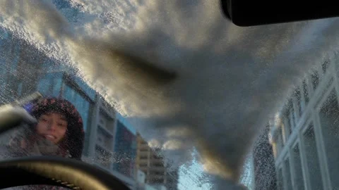 Shaking Snow off the Windshield 스톡 동영상 297221102