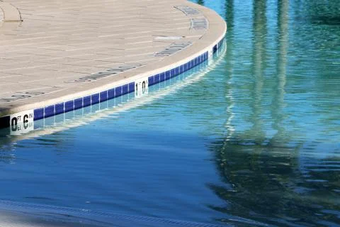 Shallow pool and pool deck Stock-Fotos