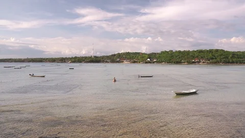 Shallow river between Nusa islands Stock Footage 108794038