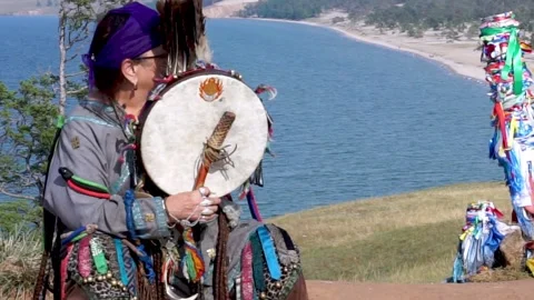 A shaman on Baikal performs a ritual 스톡 동영상 152362455