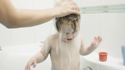 Shampoo on the head Stock Footage 130207137