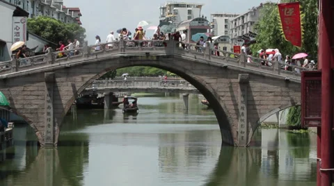 Shanghai Ancient City Video stock 33363105