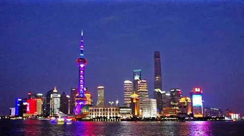 Shanghai bund skyline at night Stockbeeldmateriaal 48138809