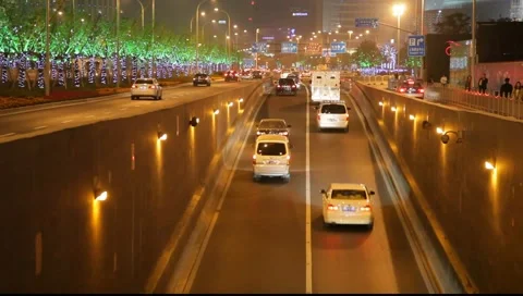 Shanghai at night Stockbeeldmateriaal 1036016