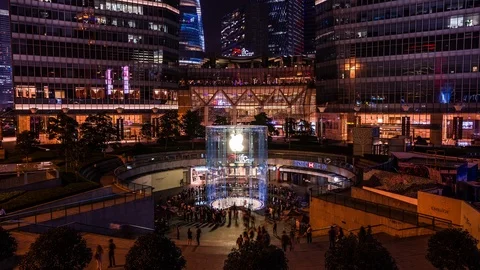 Shanghai's flagship Apple store during Iphone released day time lapse Stockbeeldmateriaal 119020247