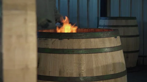Shapping wine barrels Stock-Footage 56924368