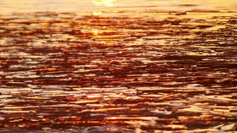 Shards of ice on the surface of the lake Video stock 220090853