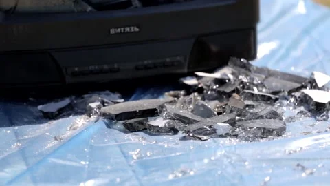 Shards of TV at the shooting range Stock-Footage 195095601