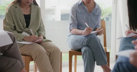 Sharing experience on mental health session for talent workforce. Stock-Footage 212085909
