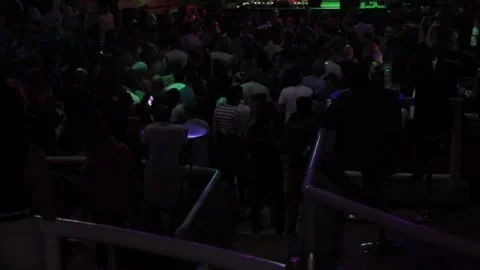 Sharm El Sheikh, Egypt: Bus Stop Club previously Pacha - 05.12.2022: Crowd of Stock-Footage 309918695
