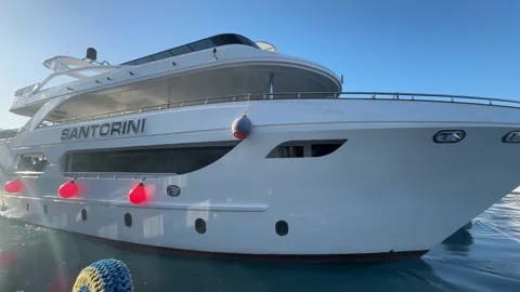 Sharm el sheikh, Egypt -MARCH 10, 2026: Luxurious white superyacht santorini 스톡 동영상 331120202