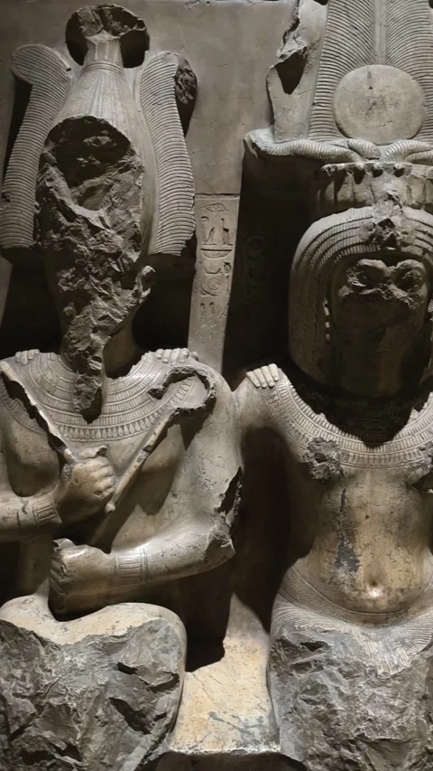 Sharm el-Sheikh, Egypt - October 9, 2025: Vertical Close Up of Seated Pharaoh Stock Footage 341911994