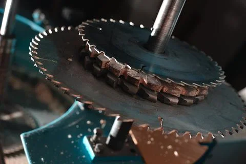 Sharp circular saw blades close up. Dangerous machine in the carpentry shop. Fotos Stock