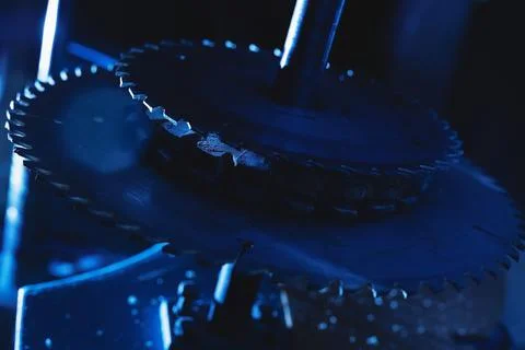 Sharp circular saw blades close up. Dangerous machine to cut up from horror Foto stock