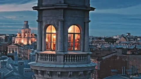 Sharp corner building Vídeo Stock 82467429